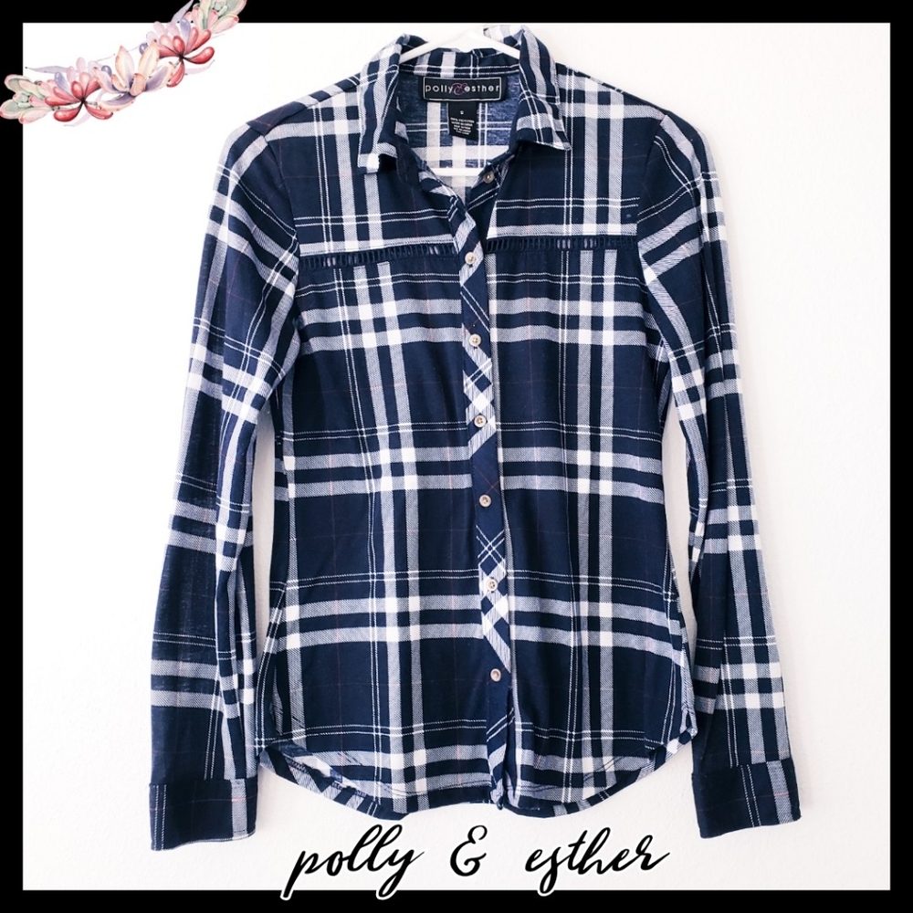 $  3/$15 Polly&Esther: Size:S/ Blue Flannel Shirt